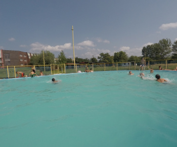 Komunitné centrum - Zaslúžený oddych po futbalovom turnaji